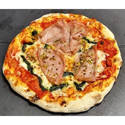 PIZZA MEDIANA MORTADELA DE BOLONIA CON PESTO Y PICTACHO